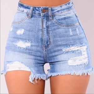 High waisted Shorts